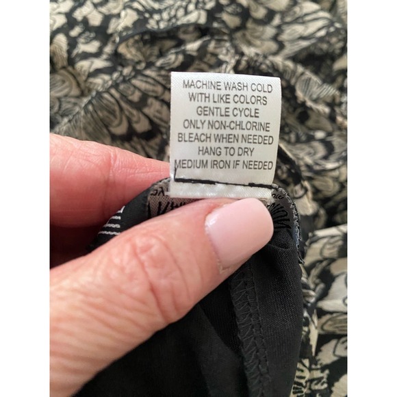 The Pyramid Collection Women's Feather Chiffon Dress, Beige & Black, Large - Picture 7 of 9